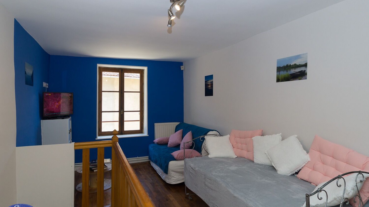 Photo of Livingroom in Brangues