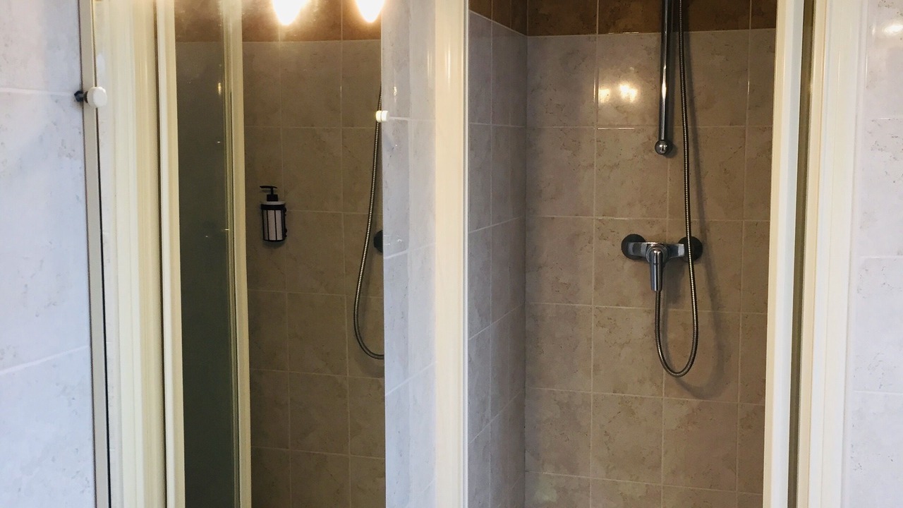 Photo of Bathroom in Cleguer