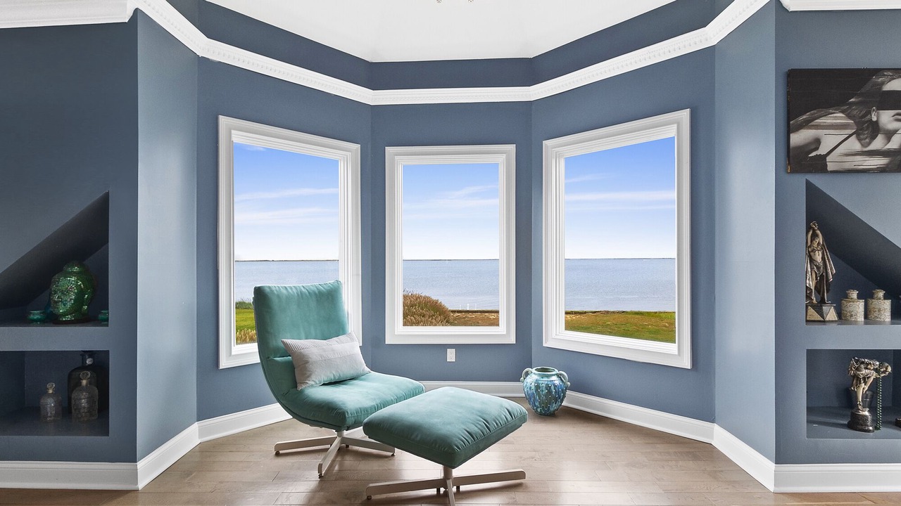 Photo of Others in Center Moriches