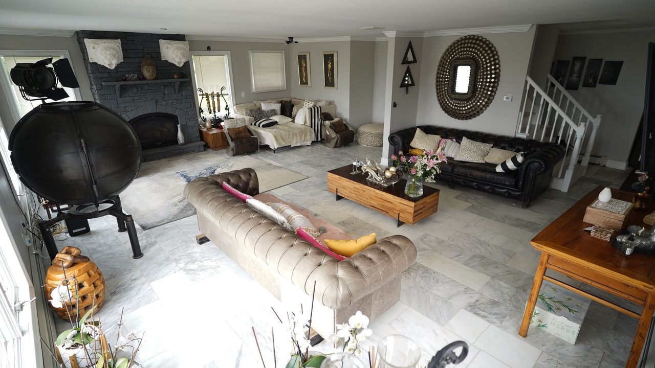 Photo of Livingroom in Center Moriches