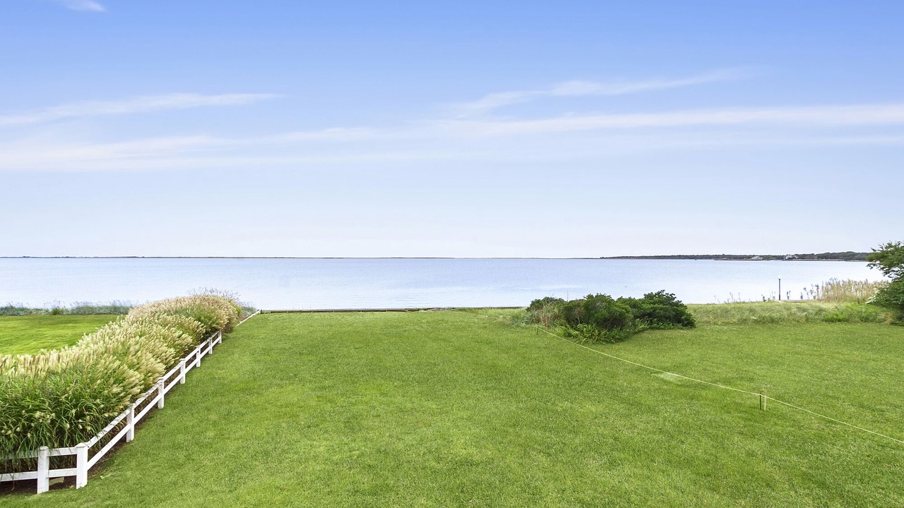 Photo of Outdoor in Center Moriches