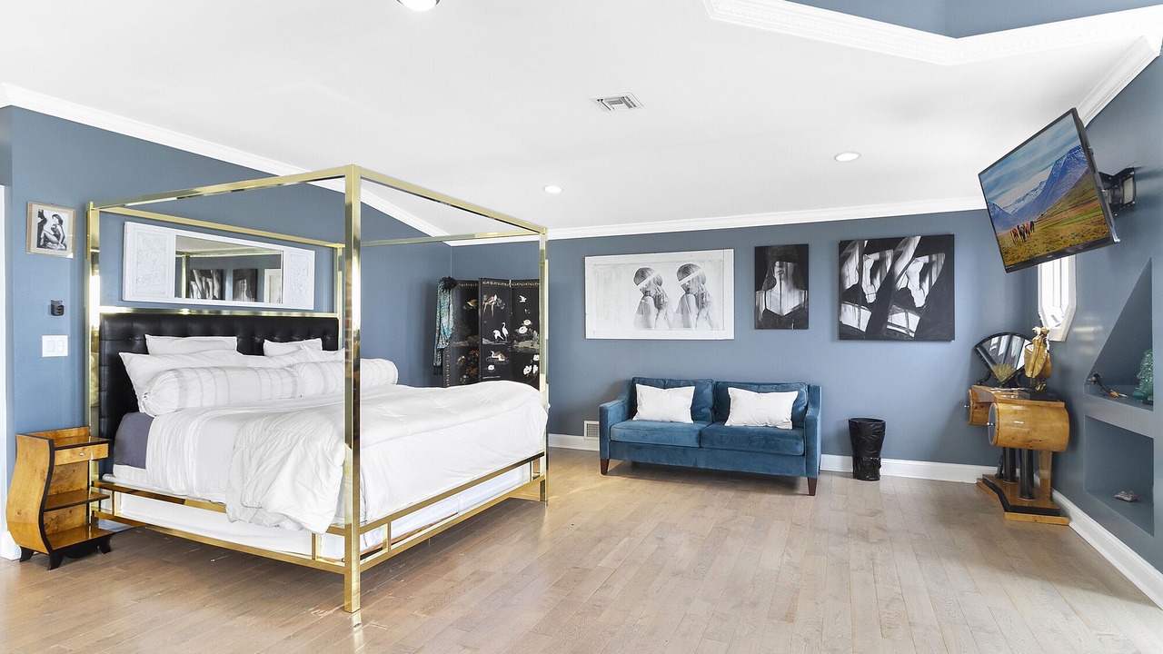 Photo of Bedroom in Center Moriches