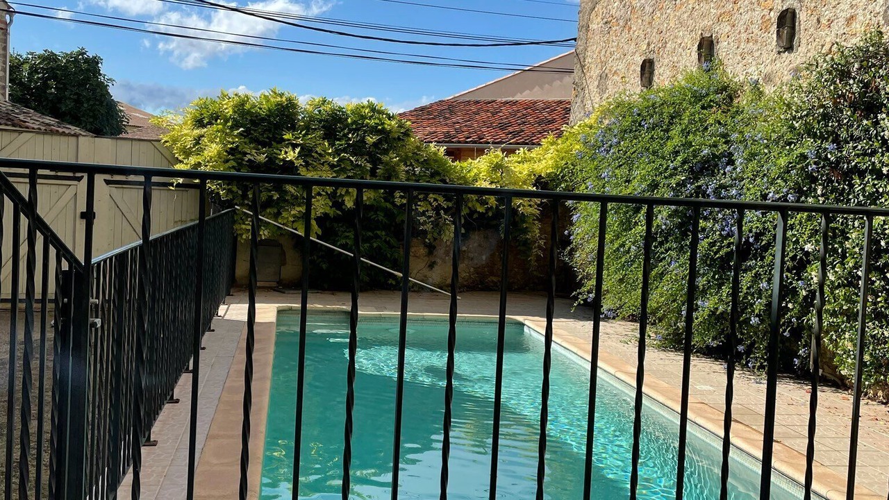 Photo of Outdoor in Saint-Genies-de-Fontedit