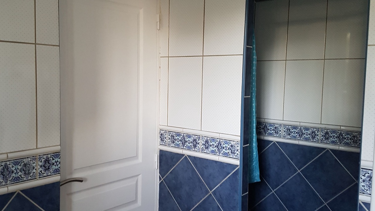 Photo of Bathroom in Cagnac-les-Mines