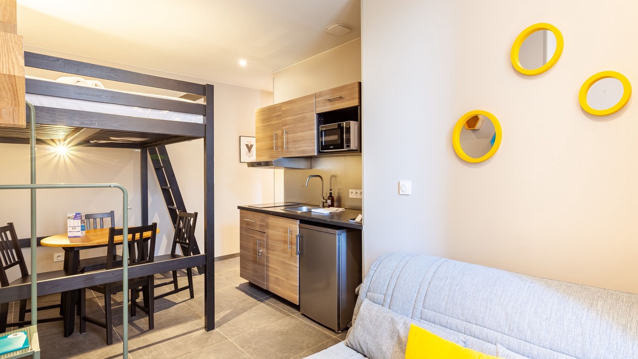 Photo of Others in 2nd Arrondissement