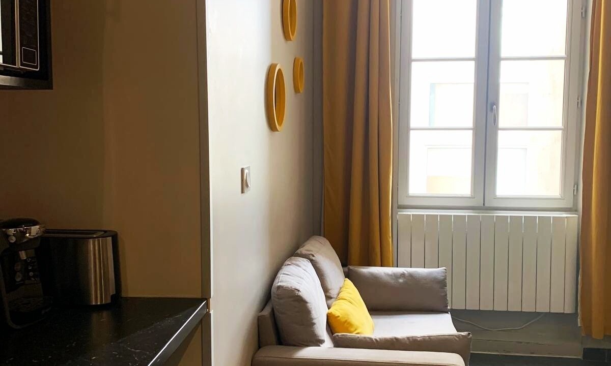 Photo of Livingroom in 2nd Arrondissement