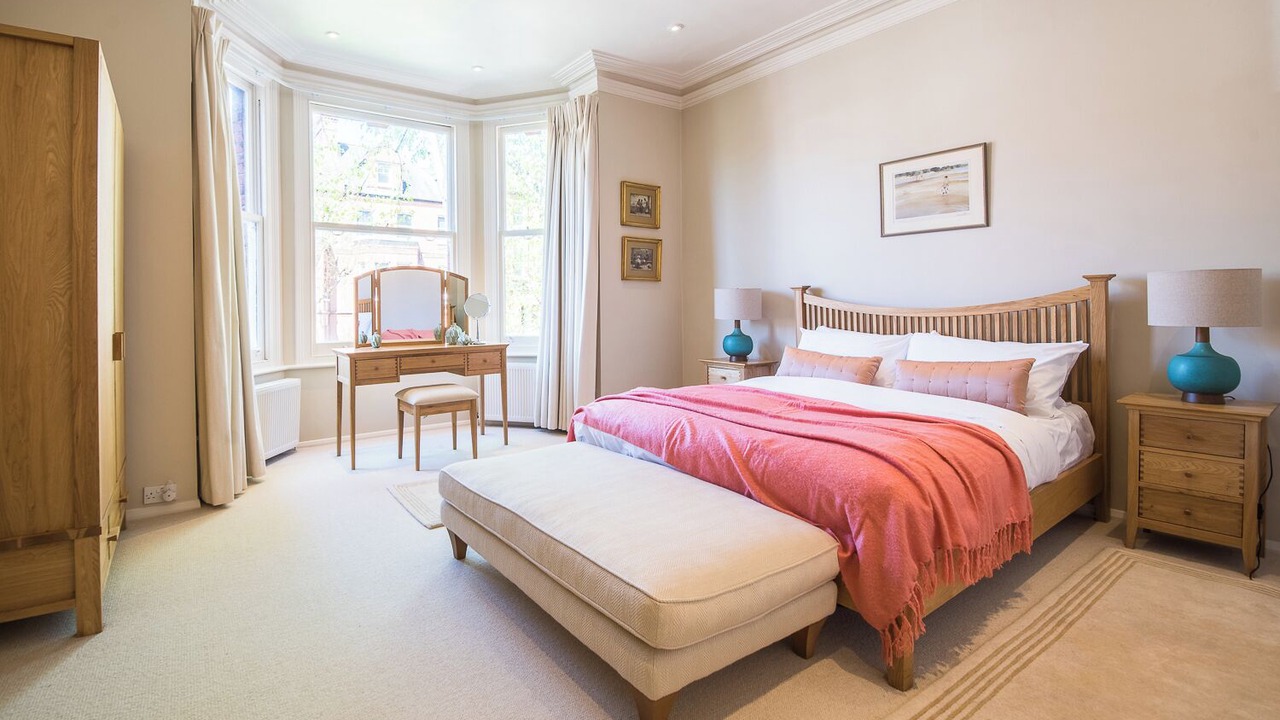 Photo of Bedroom in Frognal and Fitzjohns