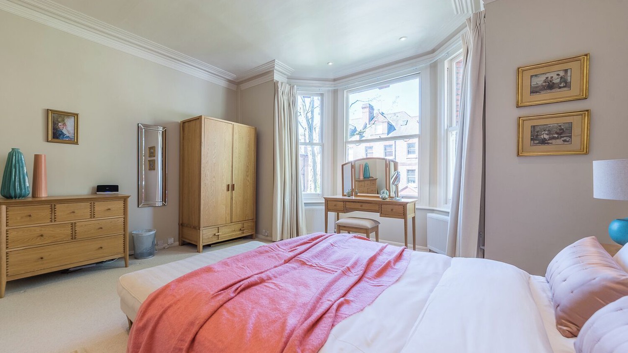 Photo of Bedroom in Frognal and Fitzjohns