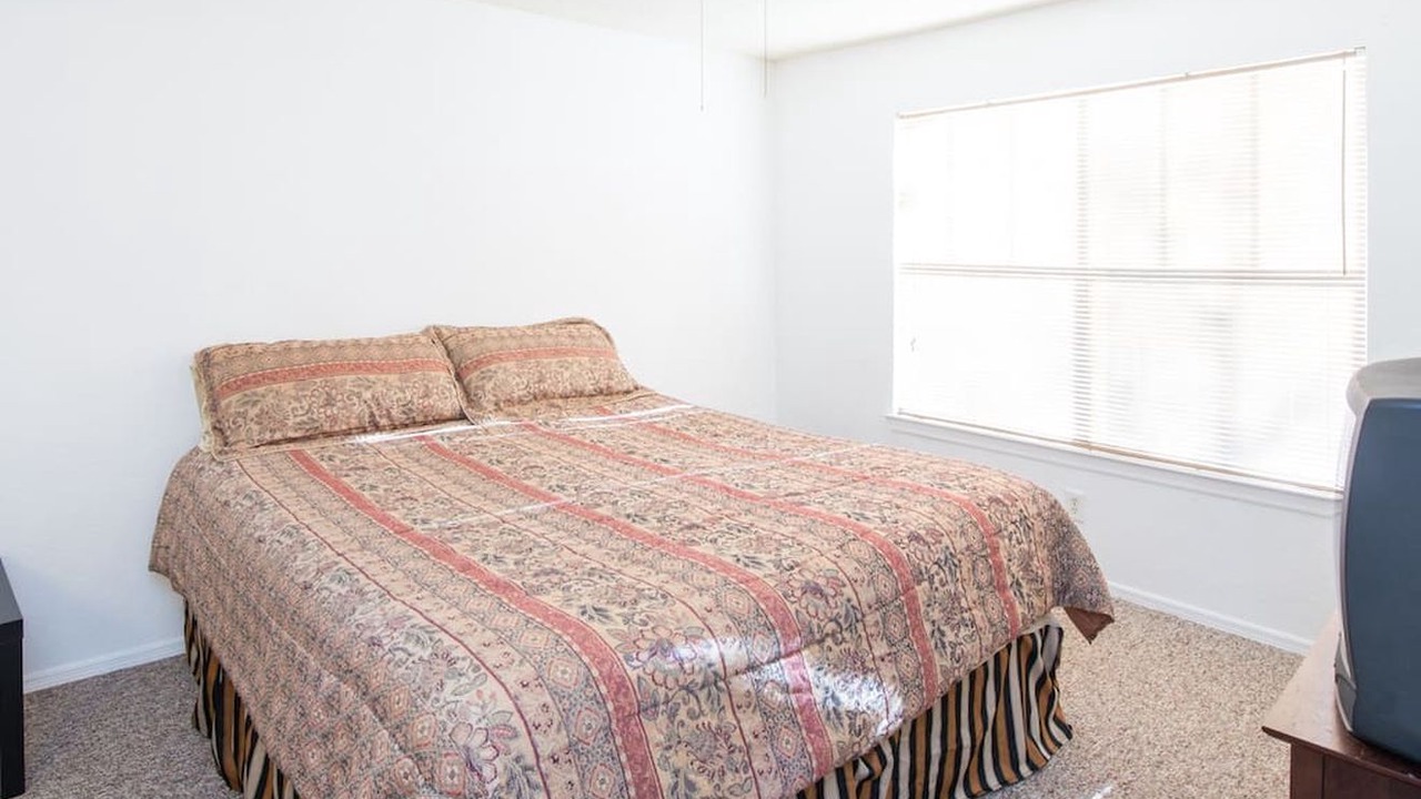 Photo of Bedroom in Vaucresson