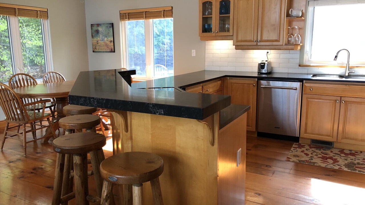 Photo of Bedroom in Algonquin Highlands