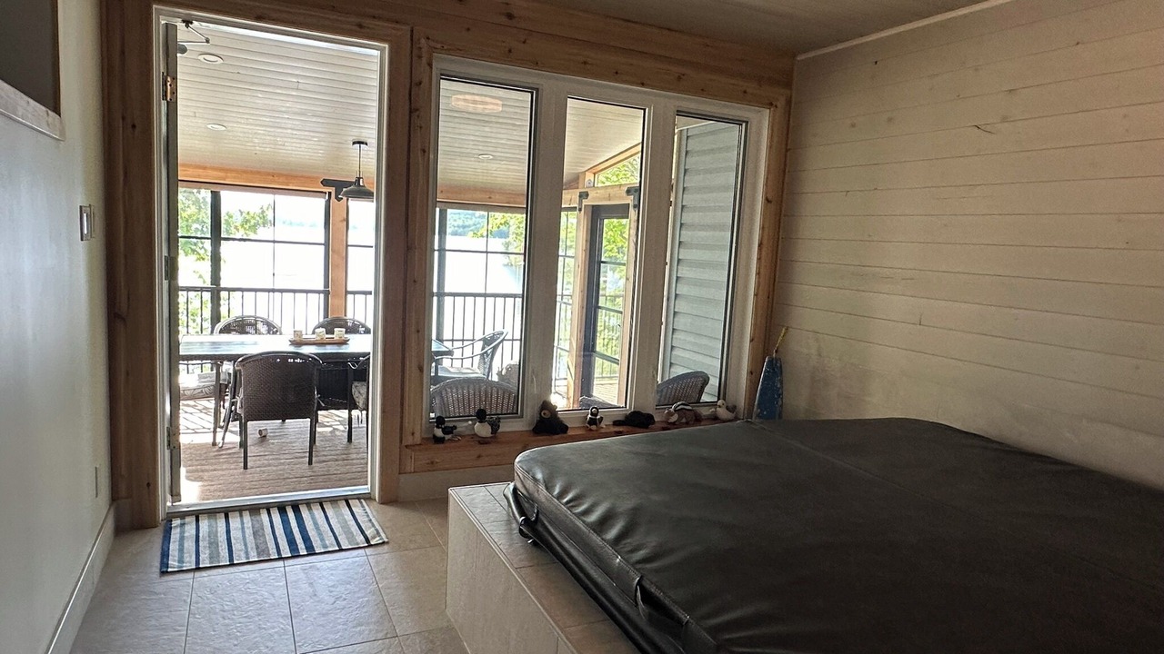 Photo of Bedroom in Algonquin Highlands