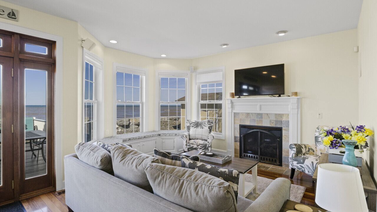 Photo of Livingroom in Hilton