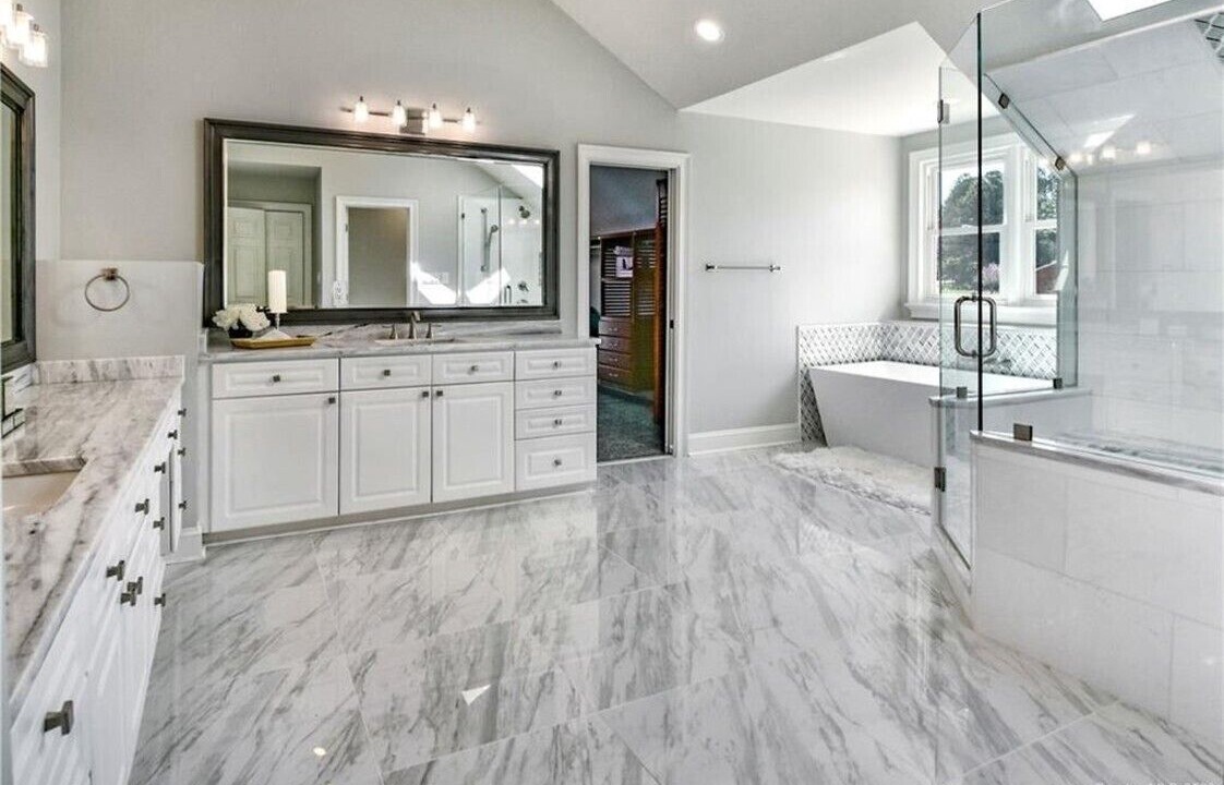 Photo of Bathroom in Lake Norman of Catawba