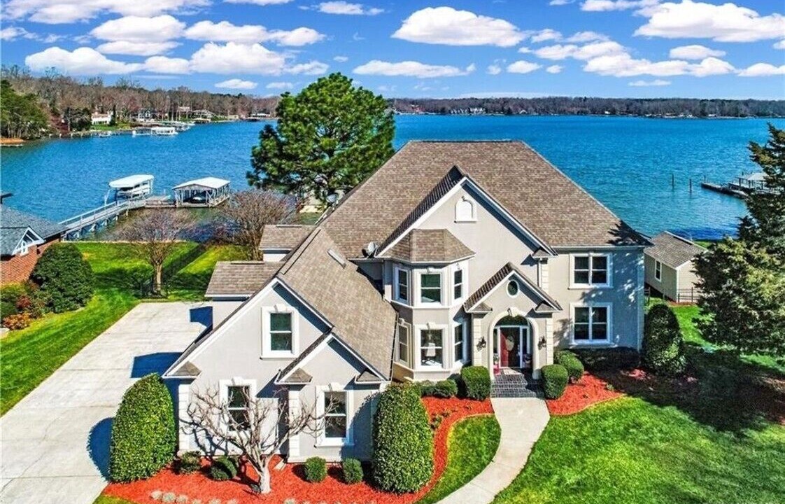 Photo of Outdoor in Lake Norman of Catawba