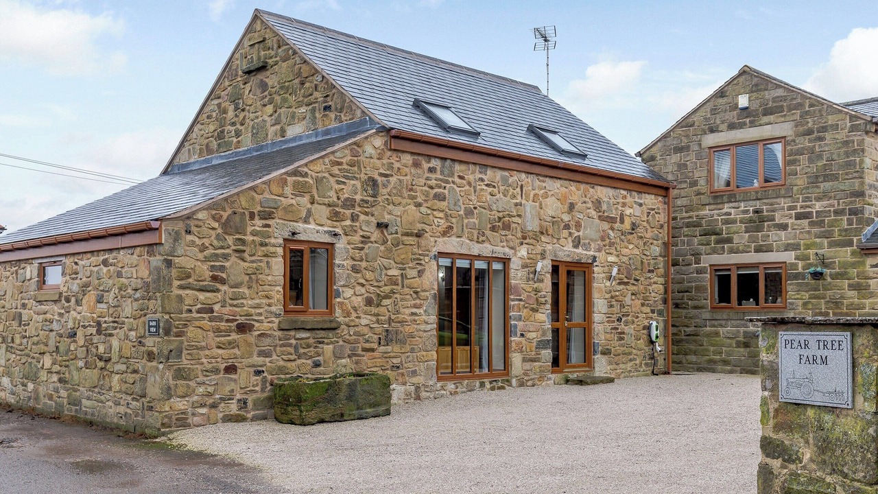 Photo of Others in Ashover