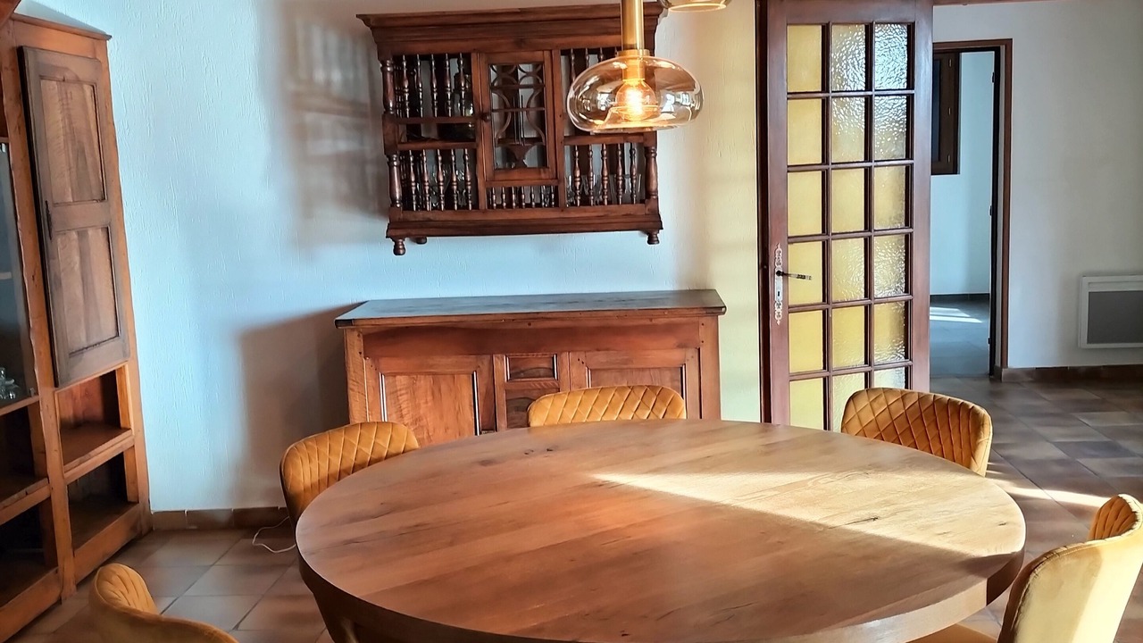 Photo of Others in Molleges