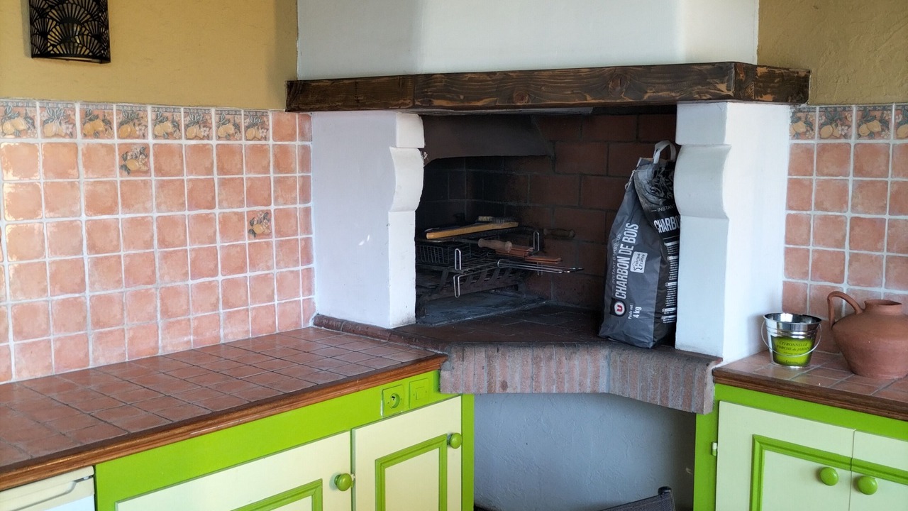 Photo of Outdoor in Molleges