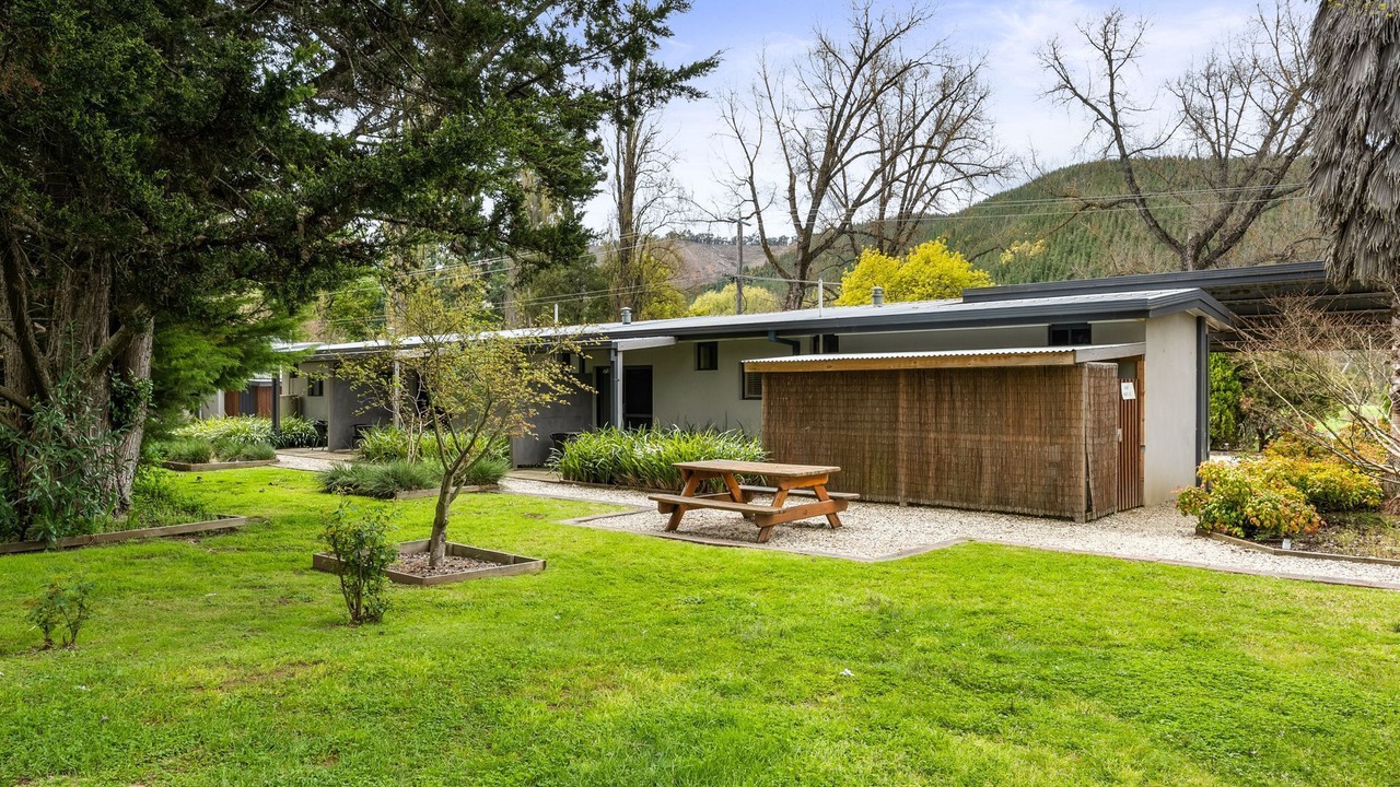 Photo of Outdoor in Bright