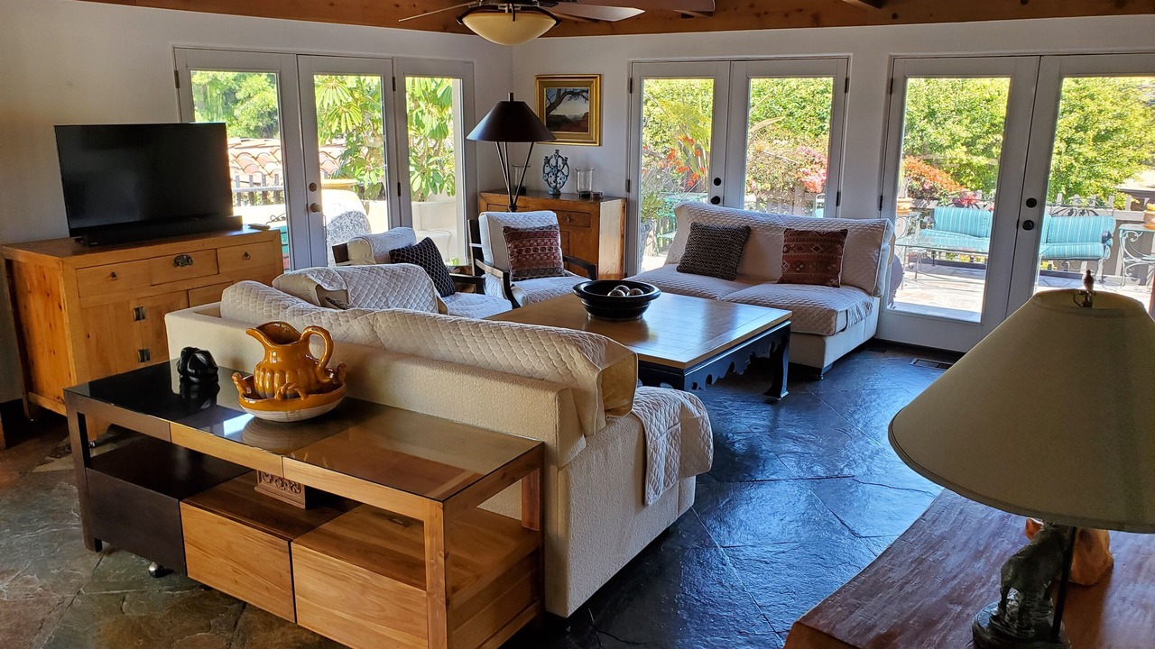 Photo of Livingroom in Hidden Valley