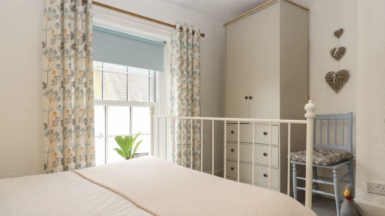 Photo of Bedroom in Stokeinteignhead