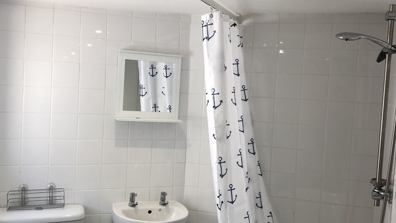 Photo of Bathroom in Stokeinteignhead