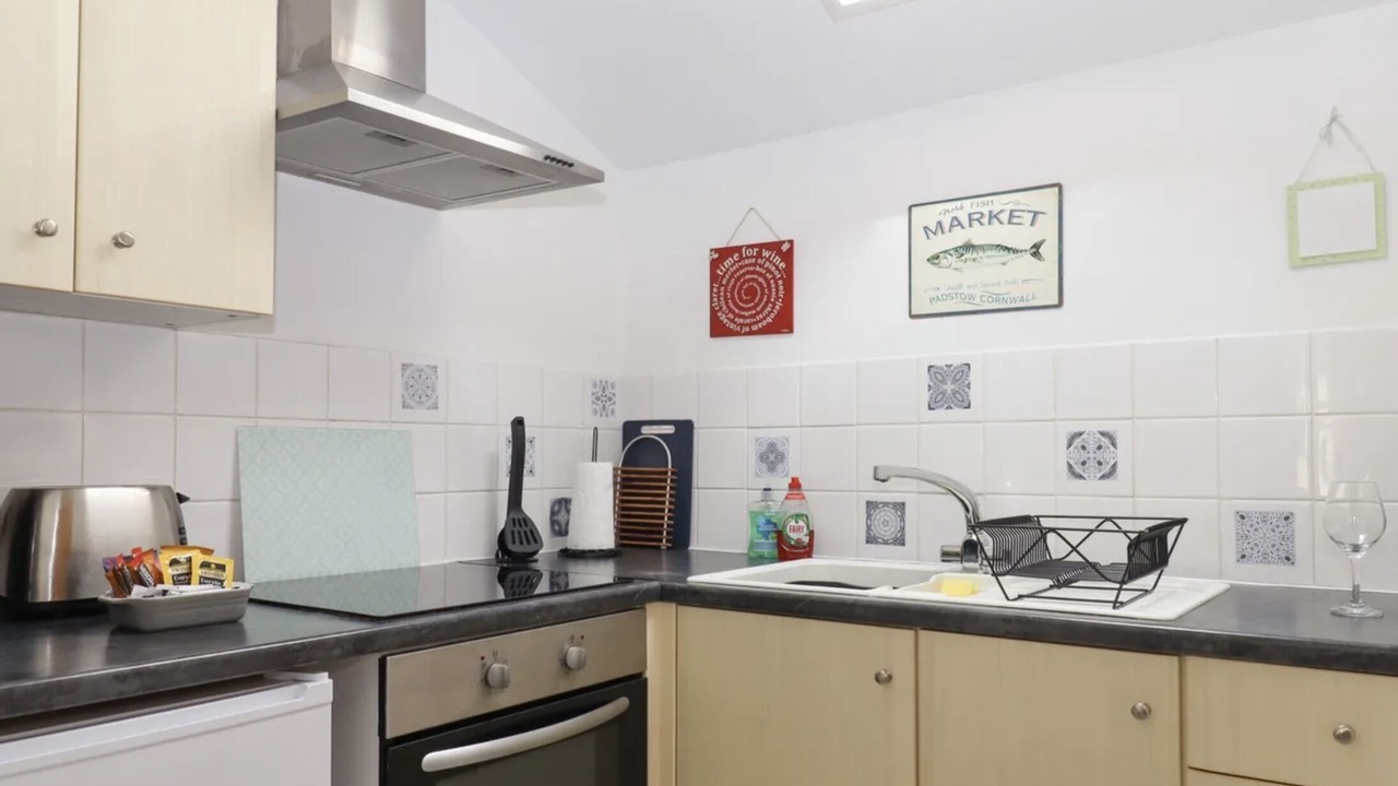 Photo of Kitchen in Stokeinteignhead
