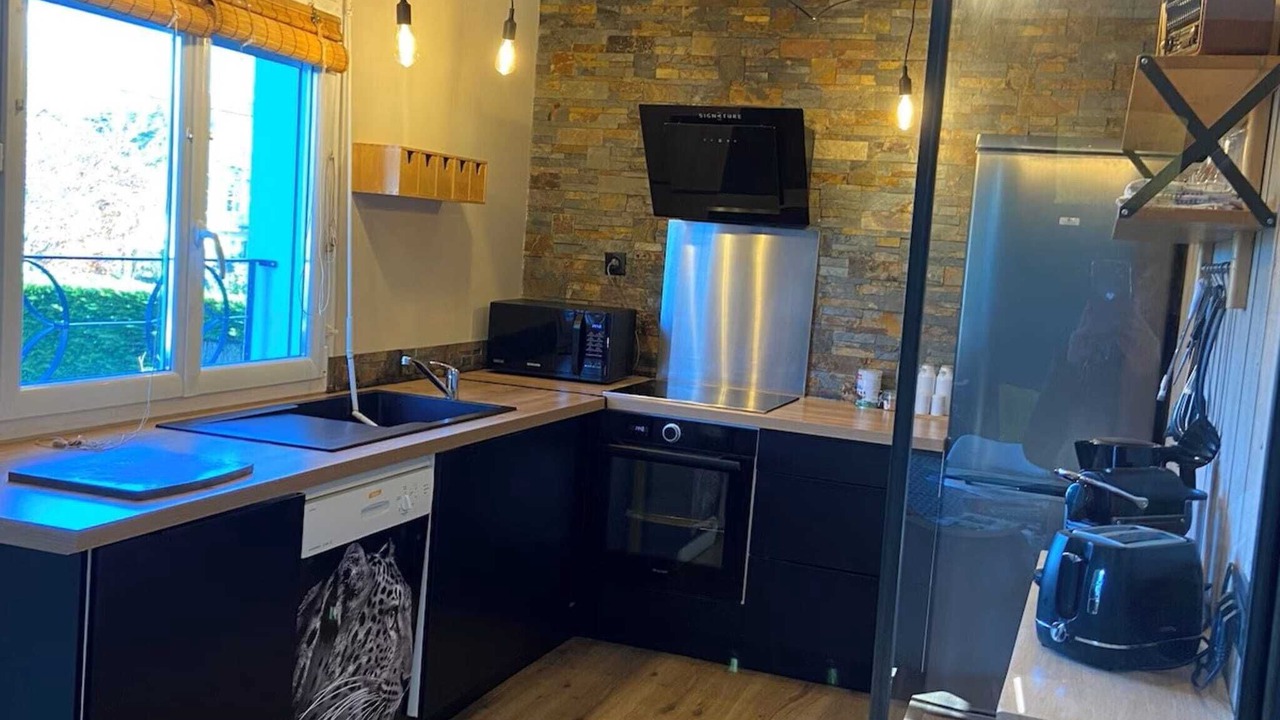 Photo of Kitchen in Saint-Jean-des-Mauvrets