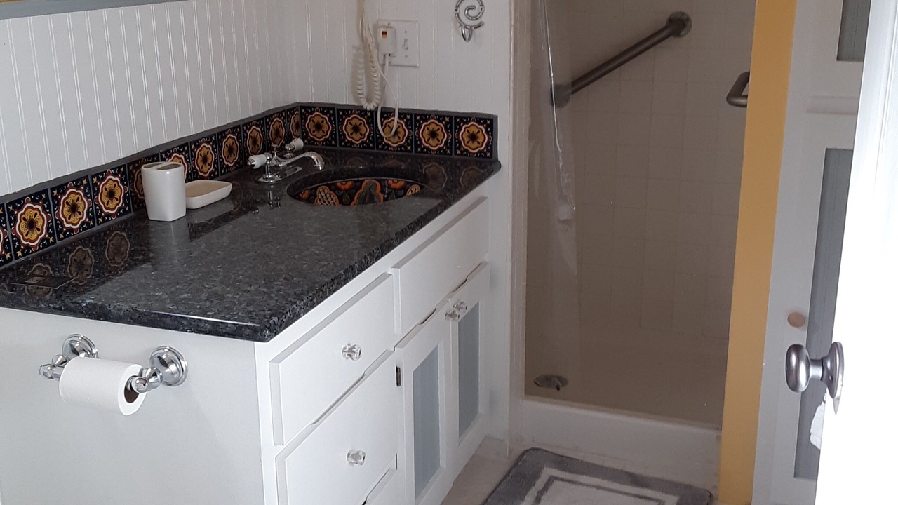 Photo of Bathroom in Bisbee