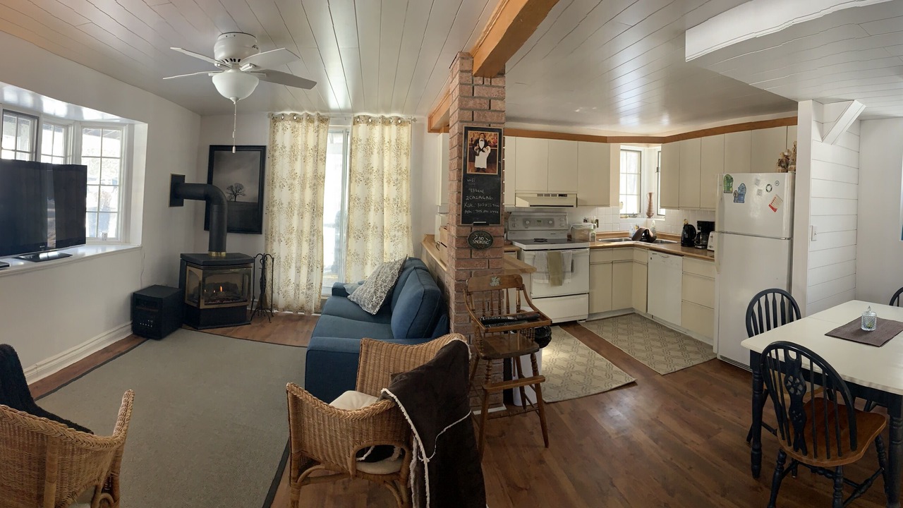 Photo of Livingroom in Oro-Medonte