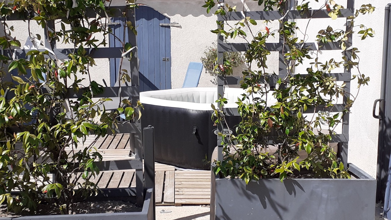 Photo of Patio Balcony in Annezay