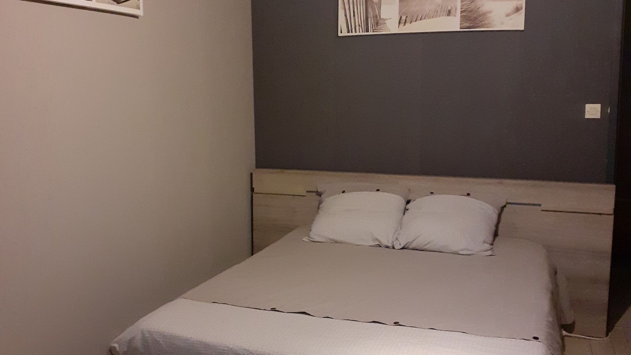 Photo of Bedroom in Annezay