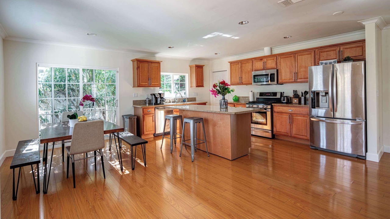 Photo of Kitchen in Encino