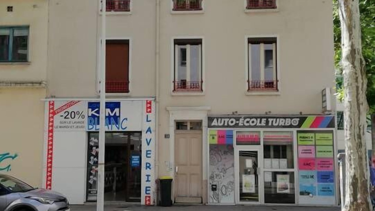 Photo of Outdoor in Jean Moulin - Marius Berliet