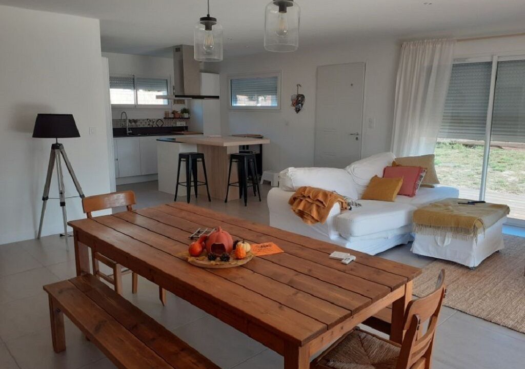 Photo of Livingroom in Salles