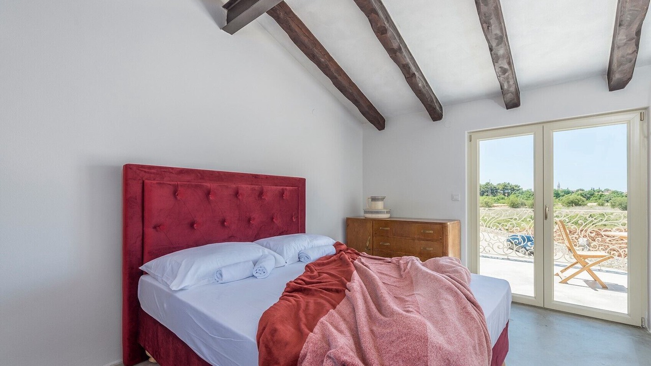 Photo of Bedroom in Tar