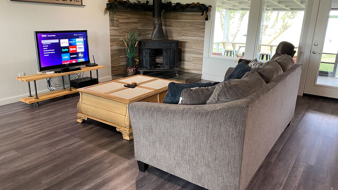 Photo of Livingroom in Graford