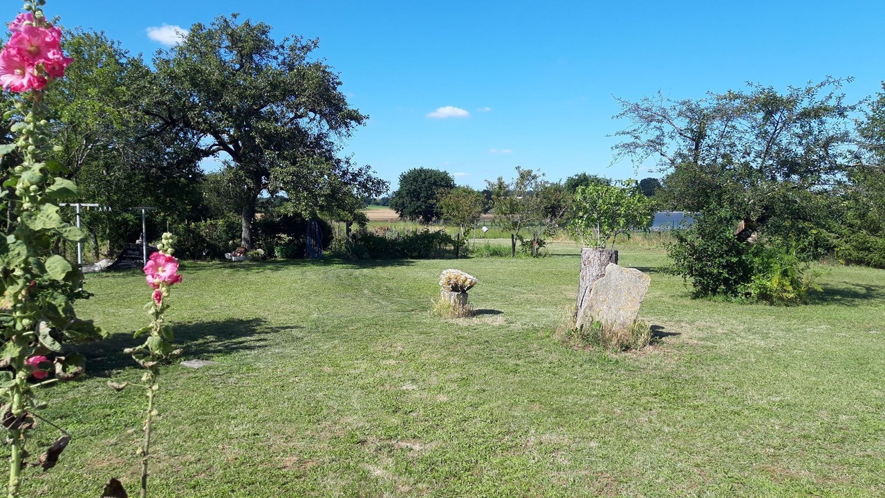 Photo of Outdoor in Scoury