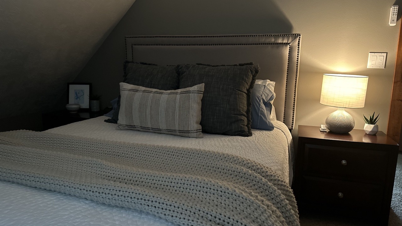 Photo of Bedroom in Spirit Lake