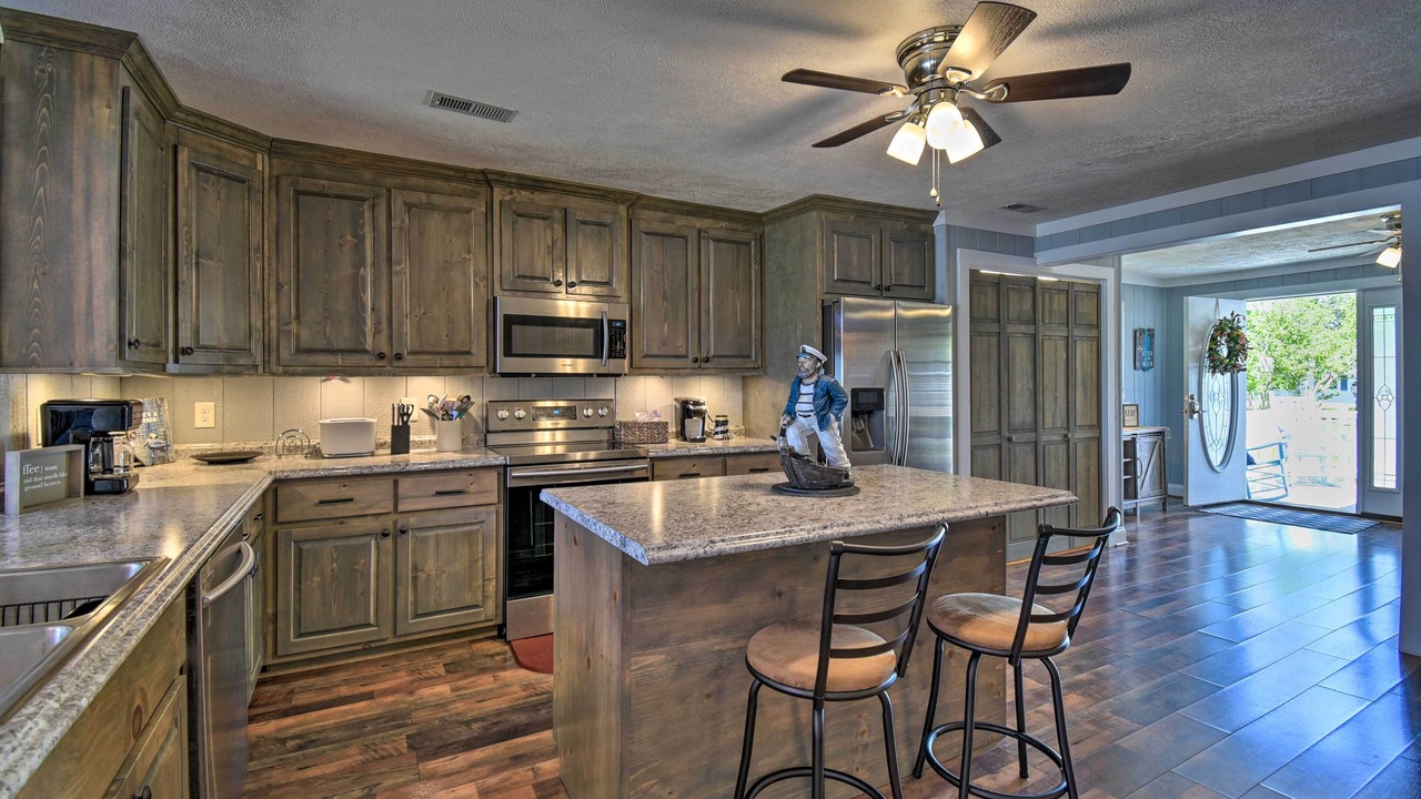 Photo of Kitchen in Deltaville