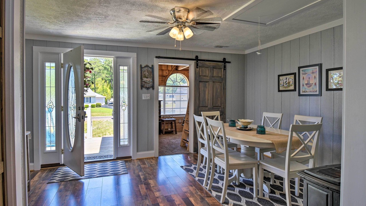 Photo of Others in Deltaville