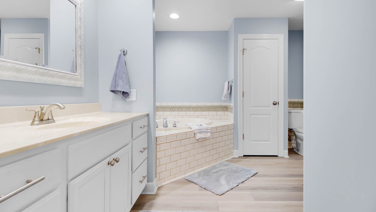 Photo of Bathroom in Wolf Creek