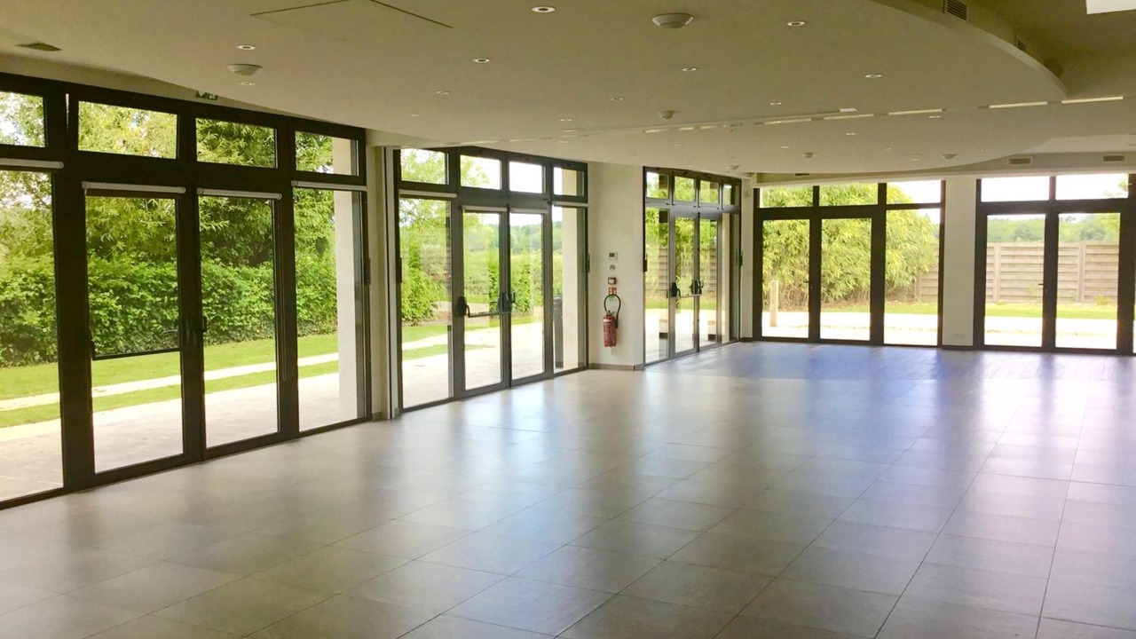 Photo of Others in Bruz