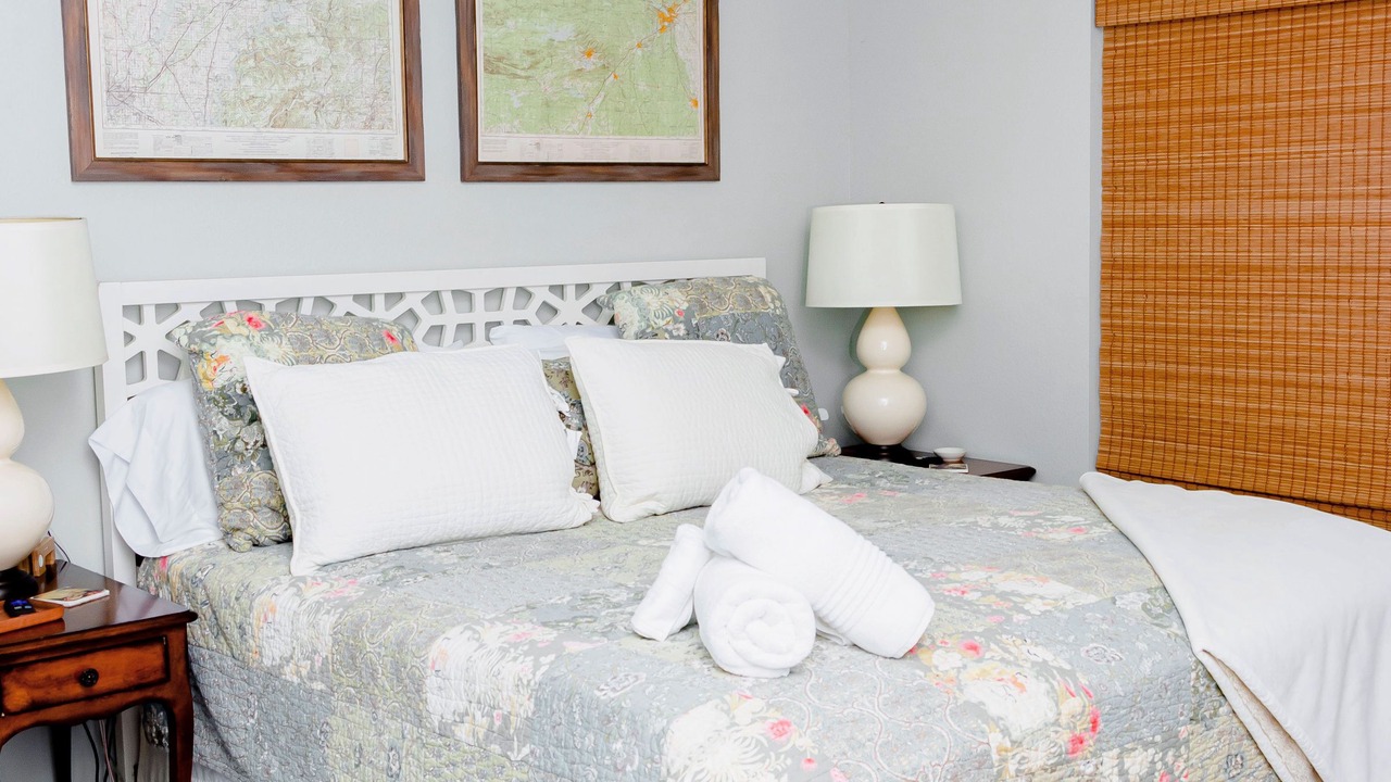Photo of Bedroom in Hulbert