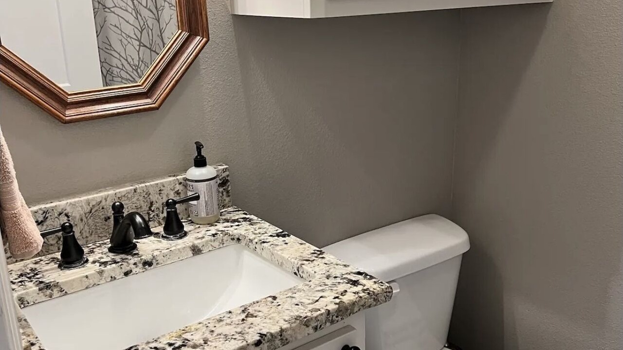 Photo of Bathroom in Hulbert