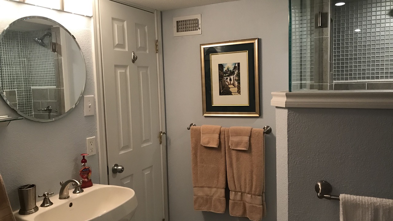 Photo of Bathroom in Leisure Land