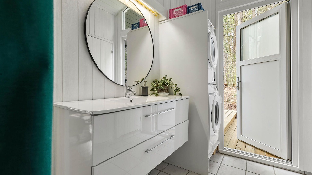 Photo of Bathroom in Femmøller