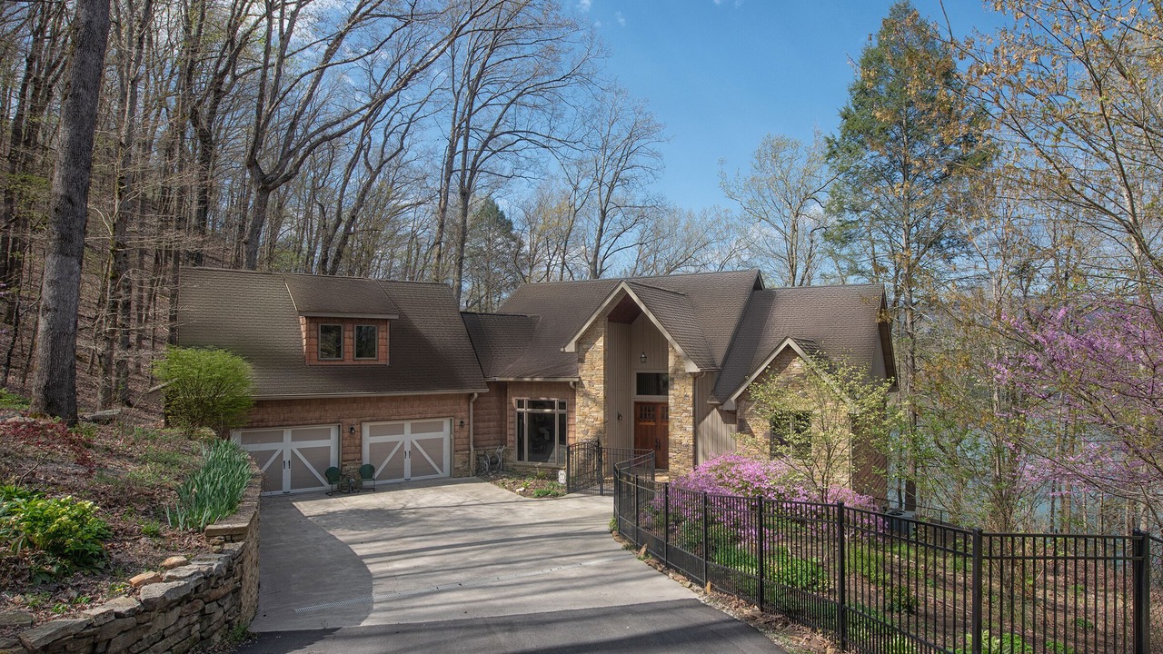 Photo of Outdoor in Caryville