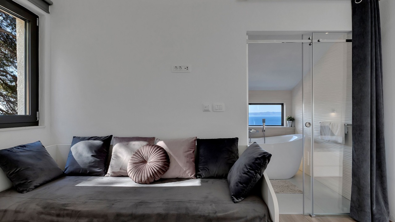 Photo of Bedroom in Krvavica