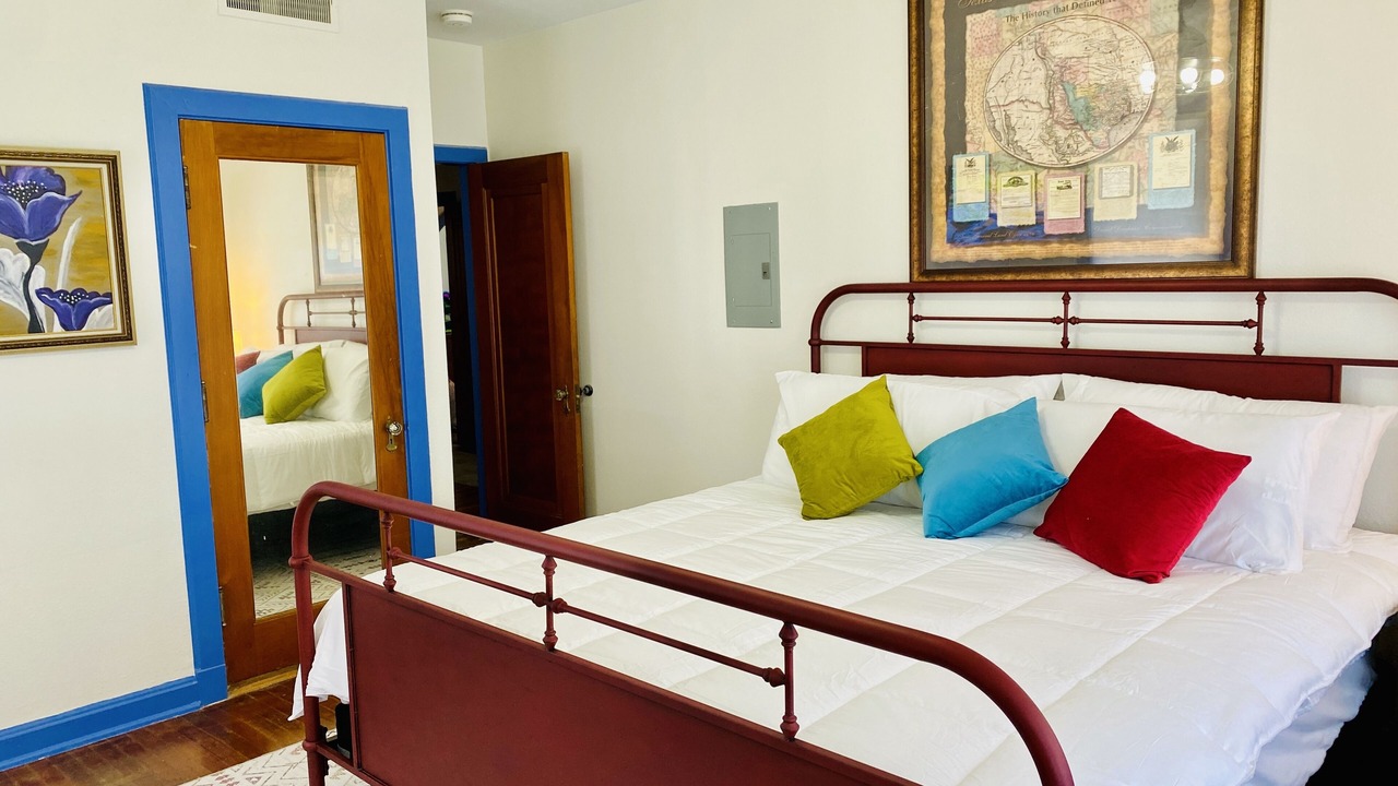 Photo of Bedroom in Tobin Hill