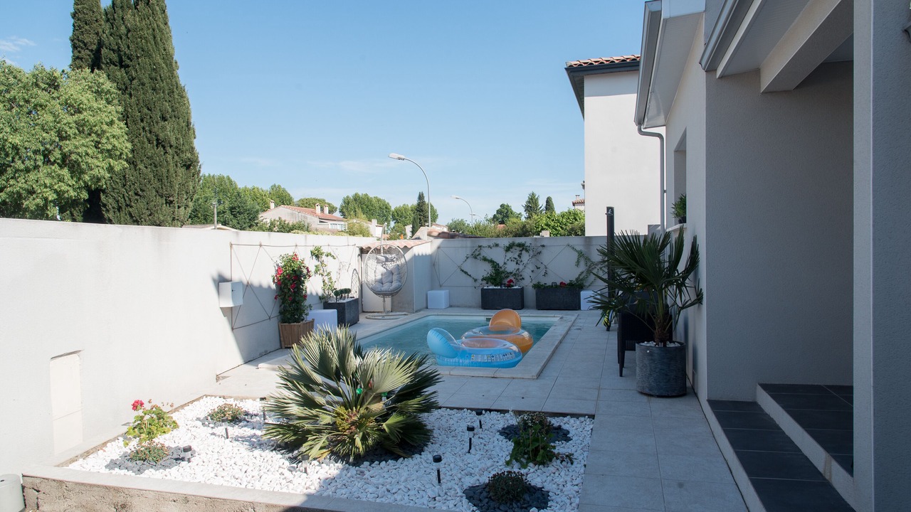 Photo of Outdoor in Lunel